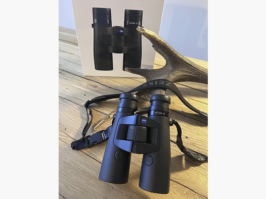 ZEISS Victory RF 10x42 – très soigné – emballage d’origine – contenu complet – ZEISS Harness