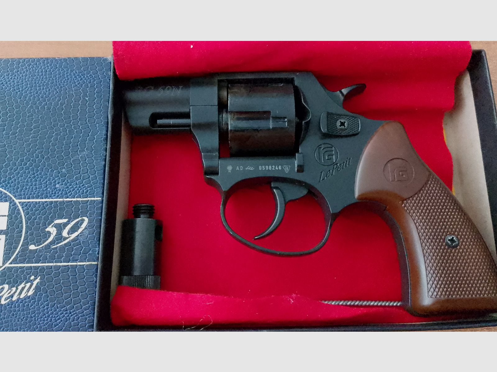 Röhm RG 59N Le Petit Schreckschussrevolver im Kaliber 9mm R.K. mit OVP!