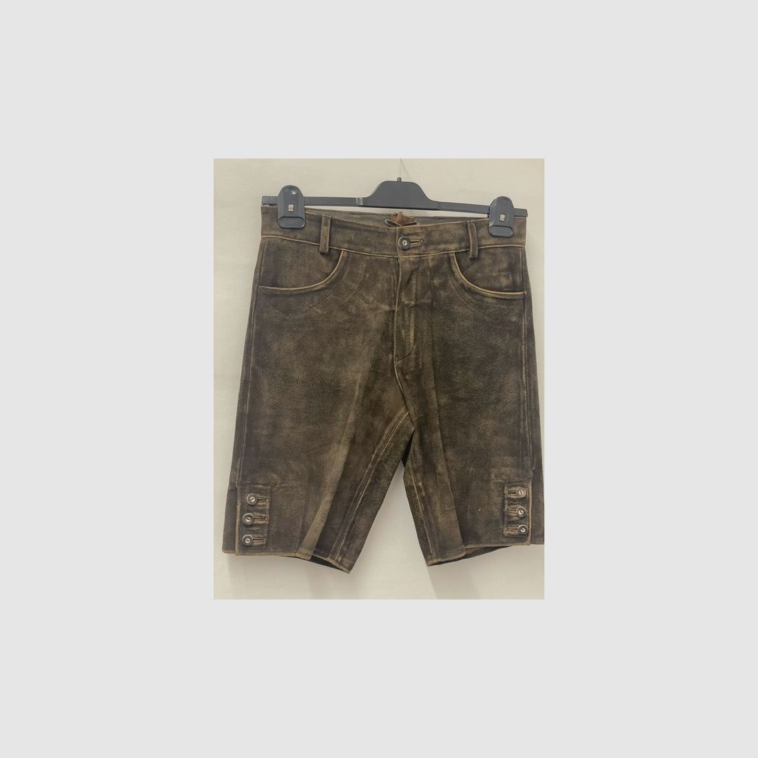 Pantaloni in pelle corti da uomo