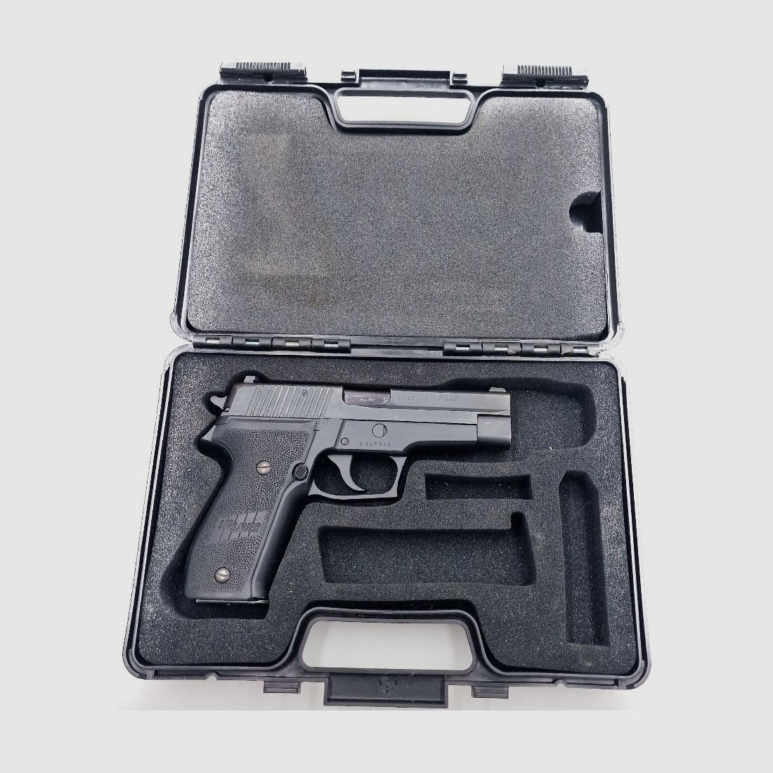 SIG P226 9X19mm (używany), zdjęcie 3 z 3