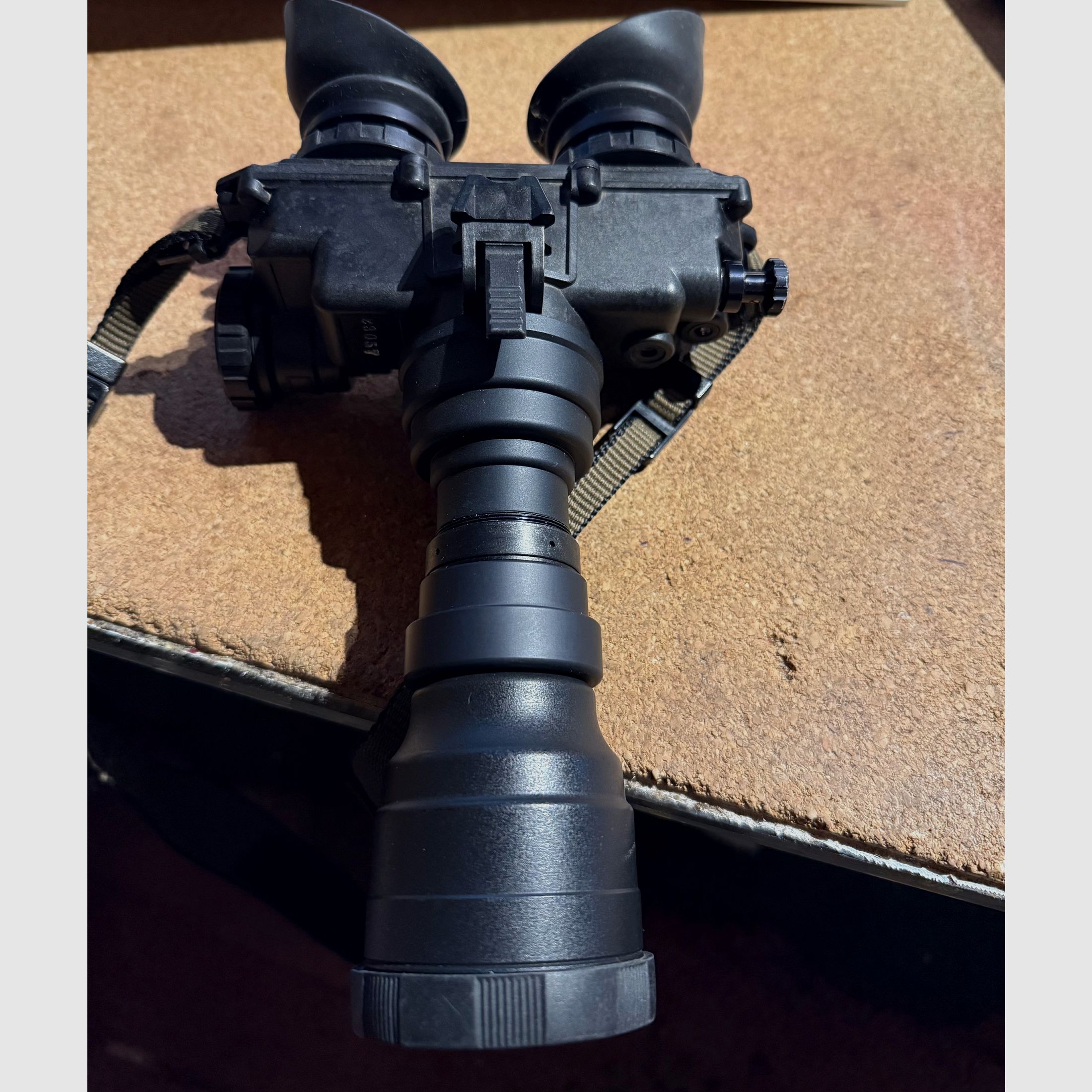 Oryginalne amerykańskie gogle noktowizyjne AN / PVS-7B