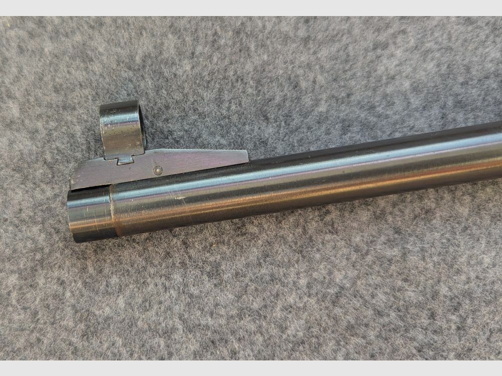 TOZ 17-01 with Tasco 3-9x40 scope and thread