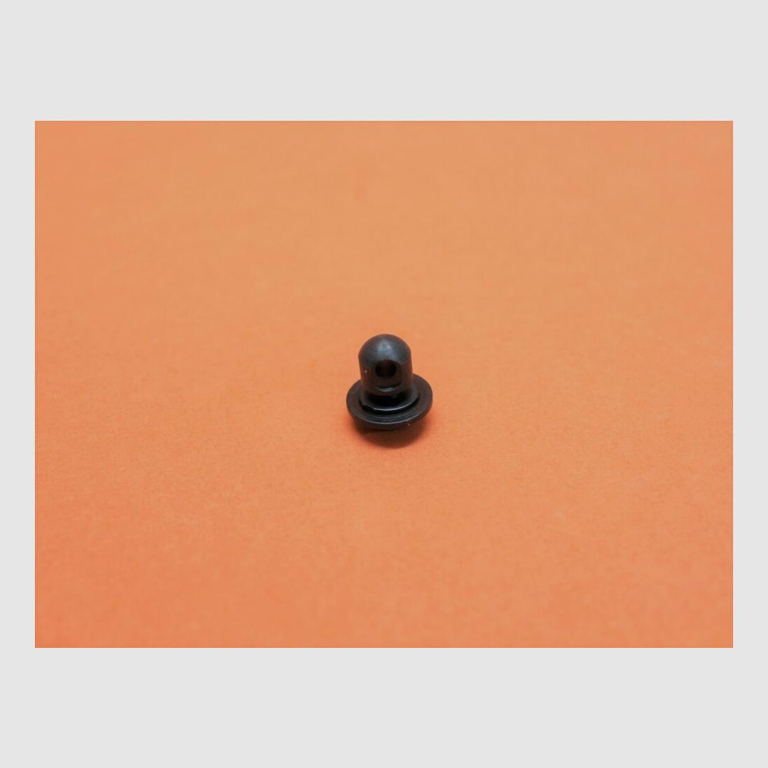 Adapter Harris Harris nr 2A: Otwór na pasek z gwintem maszynowym M5 9mm, okrągła podkładka, np. do dwójnogów Harris, zdjęcie 2 z 4