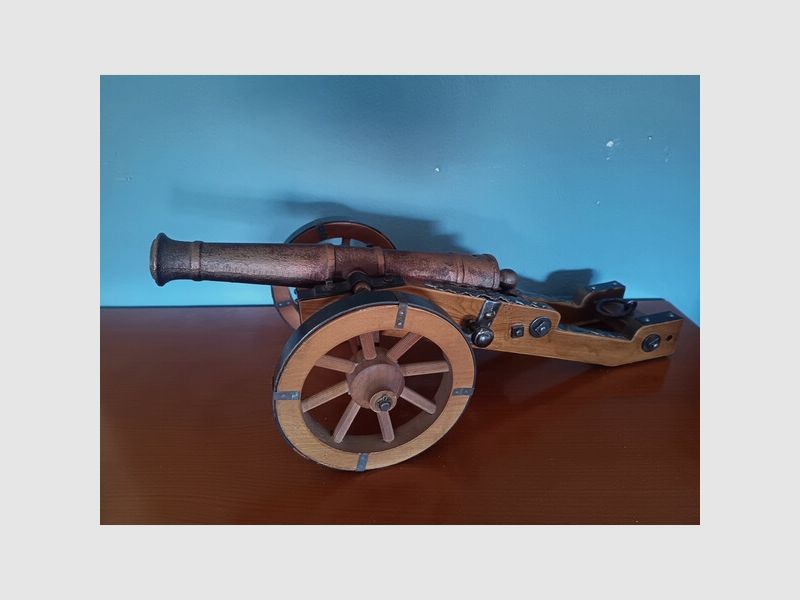 Stand Böller Kanone Miniatur Walker & Koch Schwarzpulver Beschuss