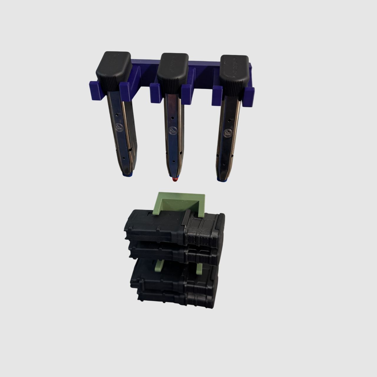 Magnetic magazine holder for AR-15, Glock & CZ – Space-saving & no drilling