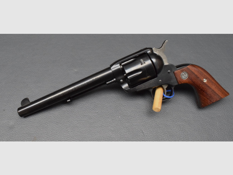 Ruger SAA-Revolver Vaquero, brüniert, 7 1/2", Kal. 45 Colt, sehr gut