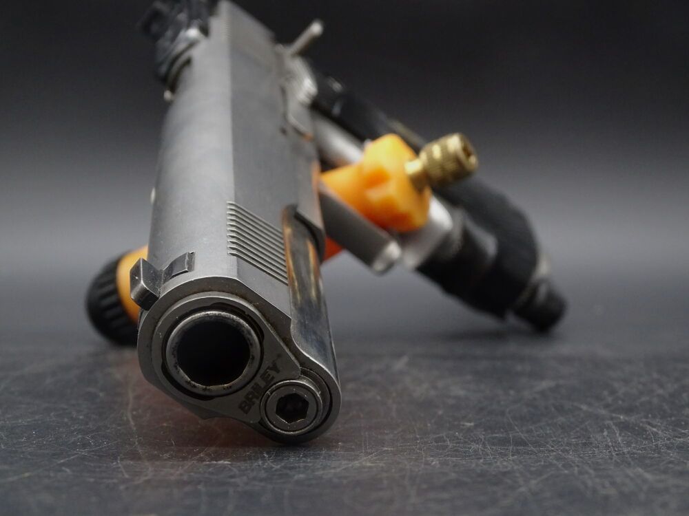 Safari Arms 1911 6" kaliber .45 Auto z celownikiem Aristocrat 1911 6"