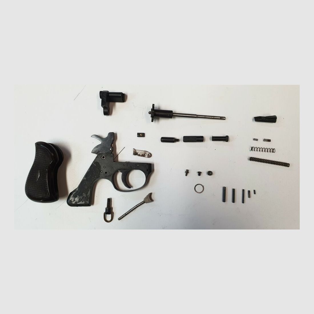 Weirauch Freier Teilesatz Revolver Arminius Weirauch HW 3 - .22WinMag - 25 Teile