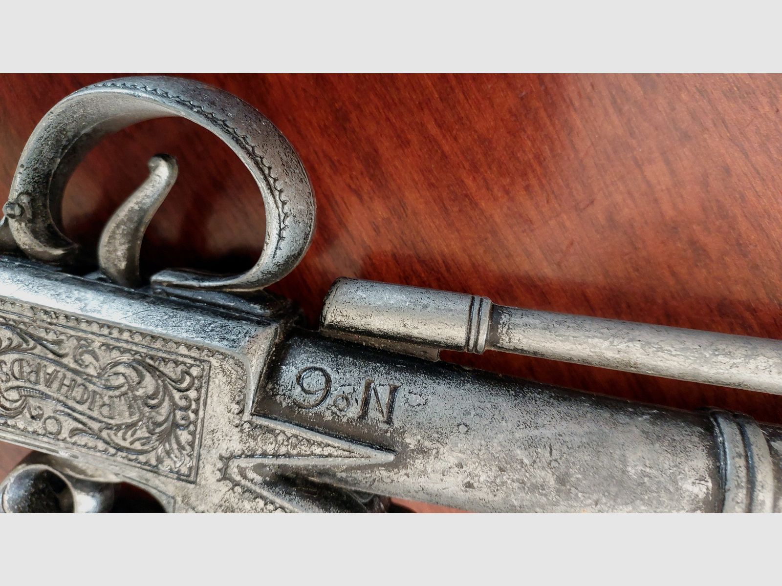 Replica Steinschlosspistole „Blunderbluss Tromblon“ – Piraten Deko – defekt