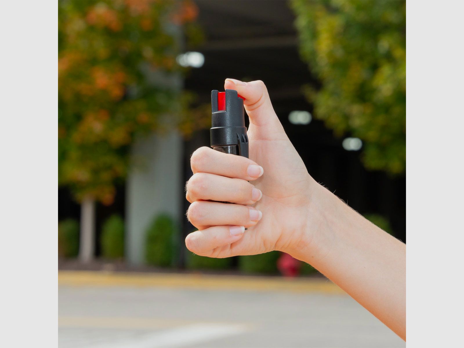 SABRE – PEPPER SPRAY WITH CLIP, image 4 of 5