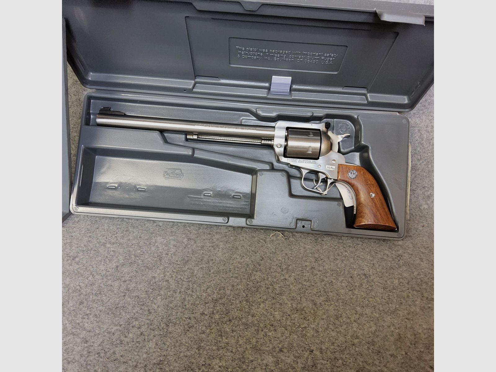 Ruger Nuevo Modelo Super Black Hawke