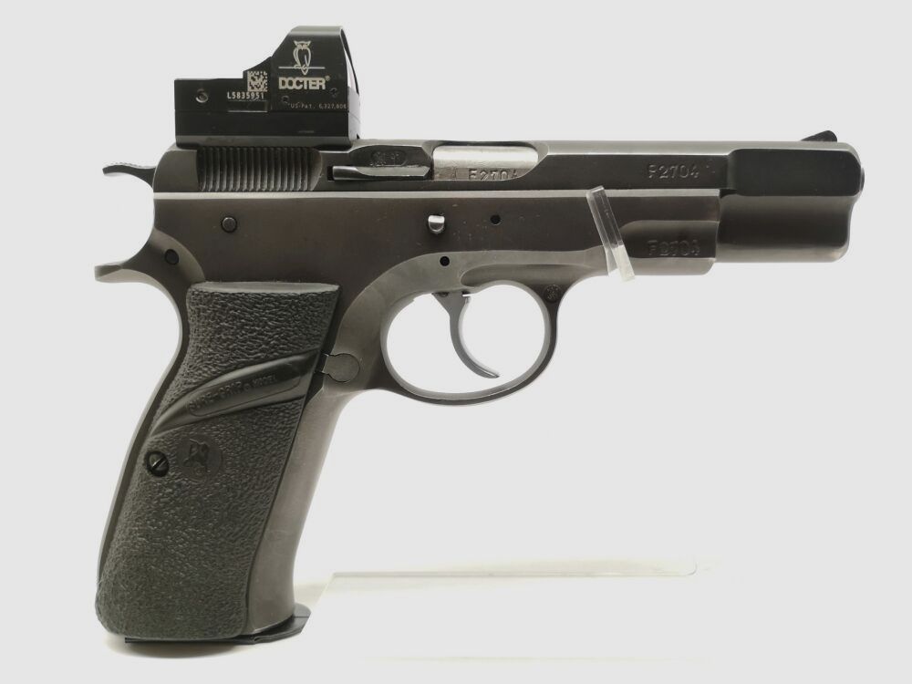 CZ Uhersky Brod Mod. 75 con WS "Kadet" e Docter Sight