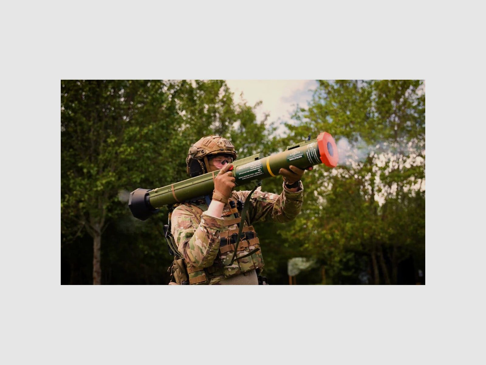 Stingray AT4 Airsoft Rocket Launcher – Lancement Tactique Réaliste pour MILSIM