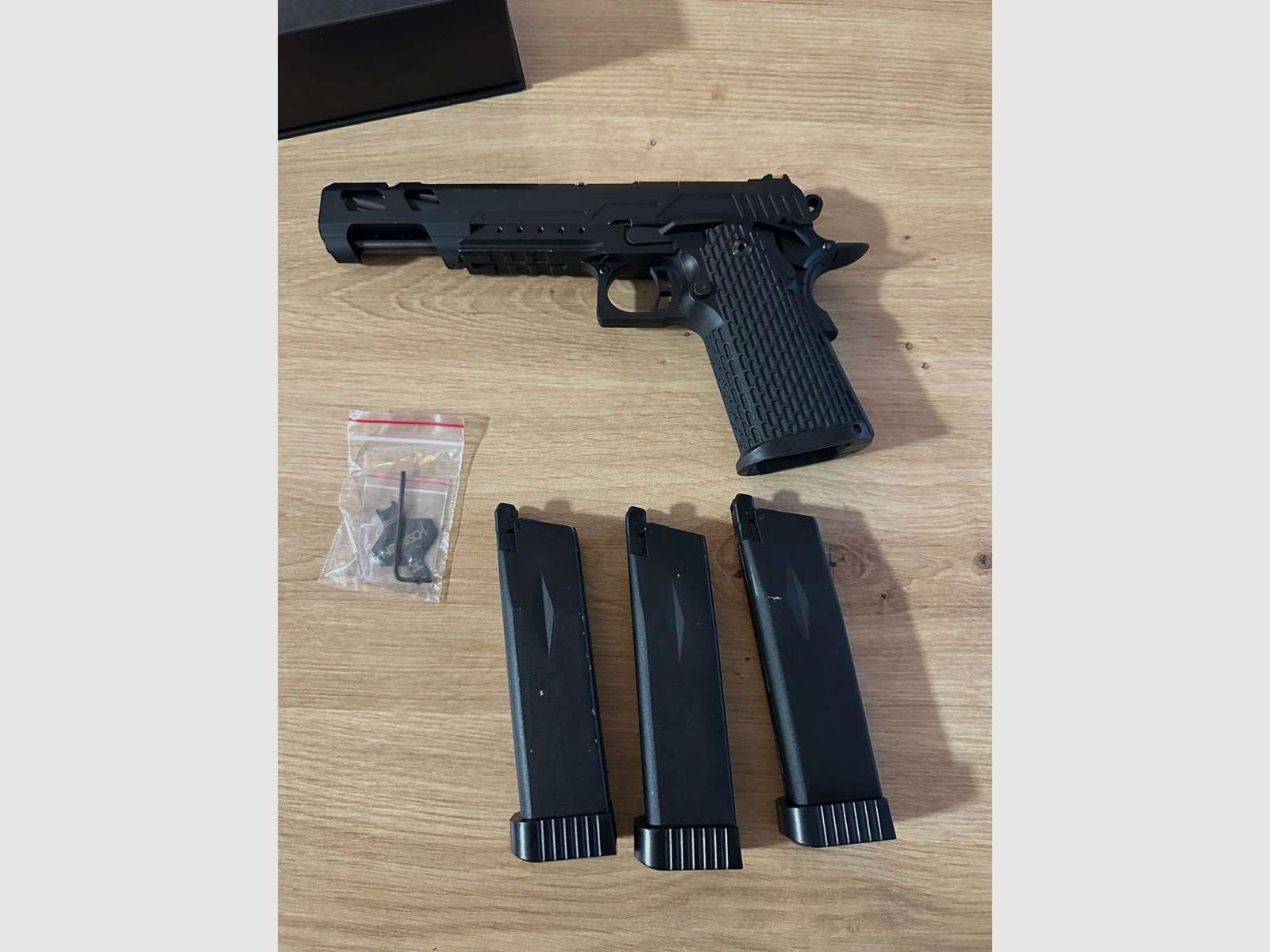 Novritsch SSP5 6" mit 3 Magazinen
