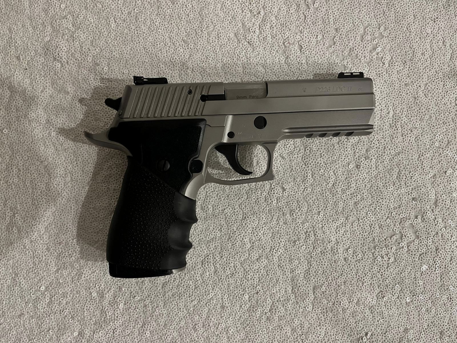 SIG Sauer P226 LDC II – 9 mm – Made in Germany – incl. .22 l.r. conversion system