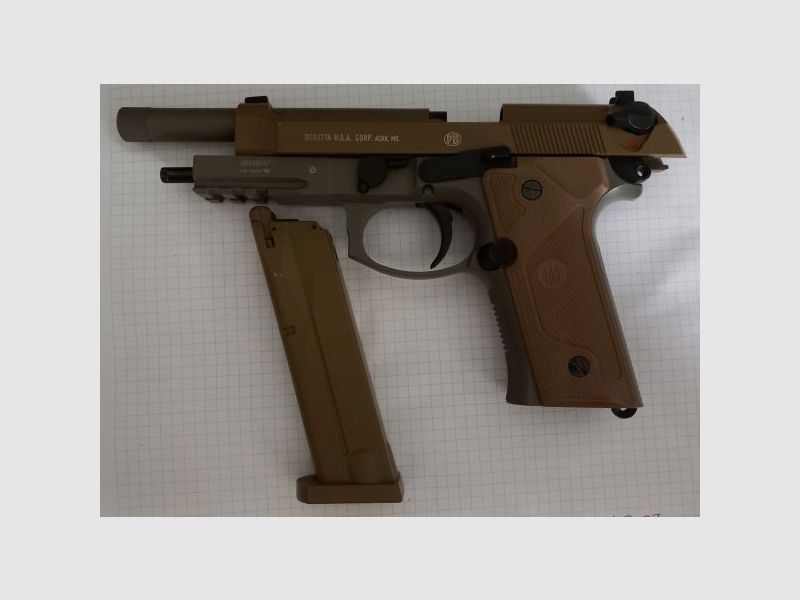 Komplettset Beretta M9 A3 FDE Softair-Co2-Pistole Kaliber 6 mm BB Blowback
