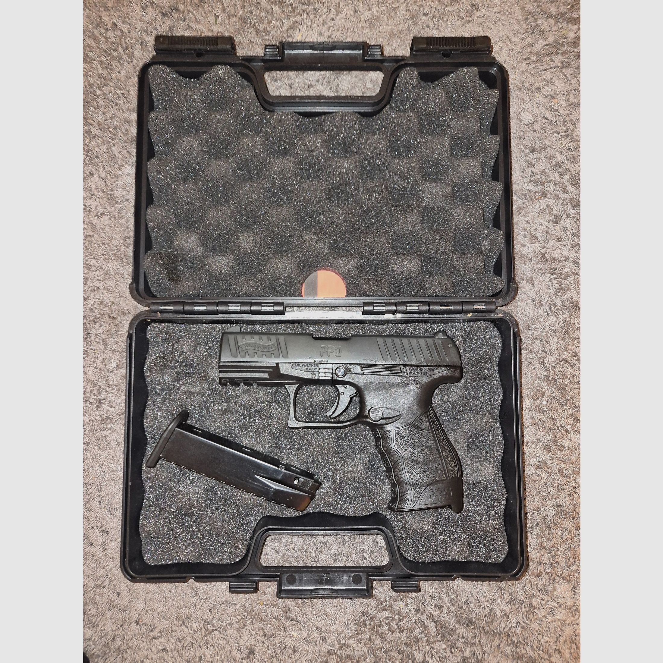 Walther PPQ 9mm P.A.K, Bild 1 von 2