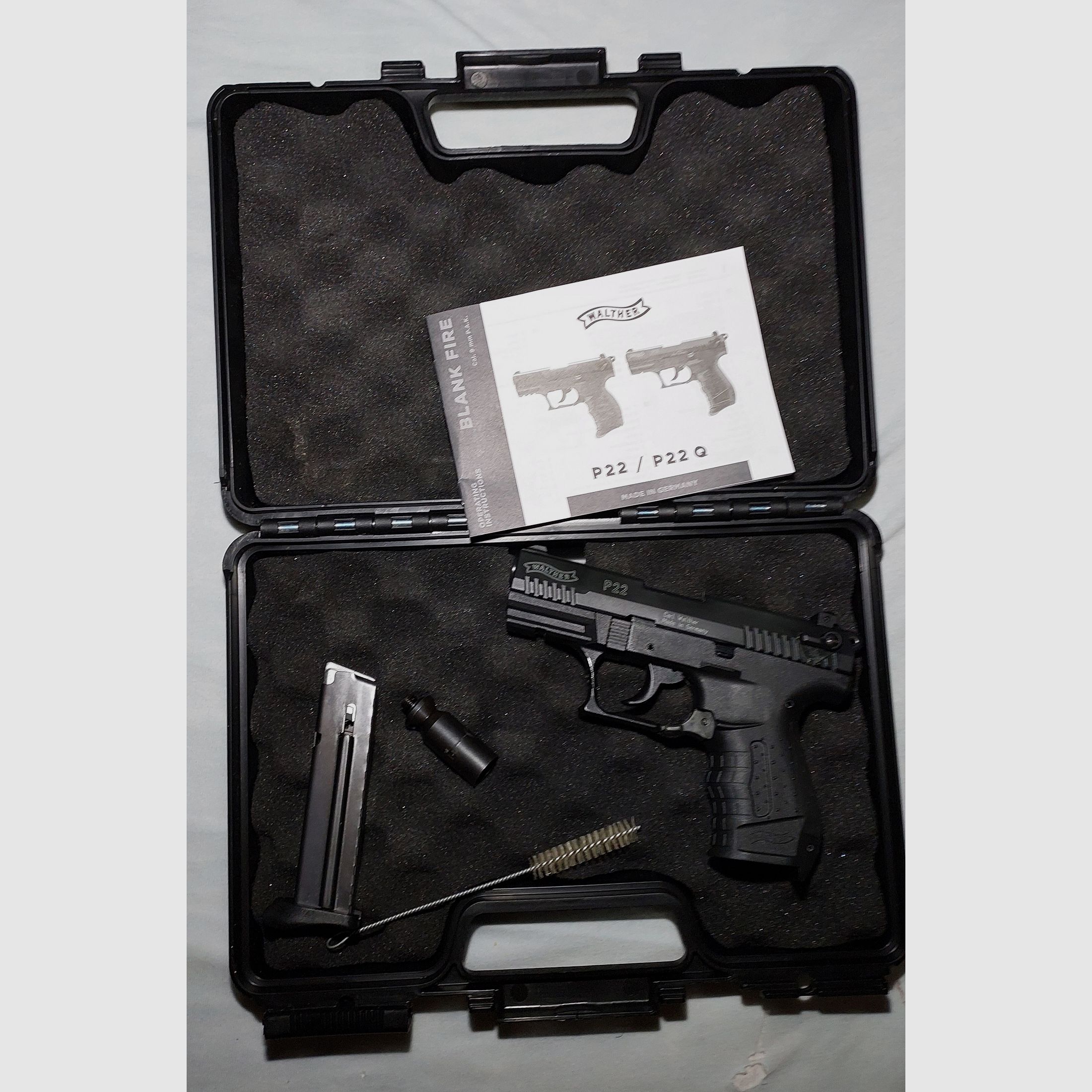 Walther P22 (P 22 Classic) pistola de fogueo 9mm P.A.K. negra (PTB 778)