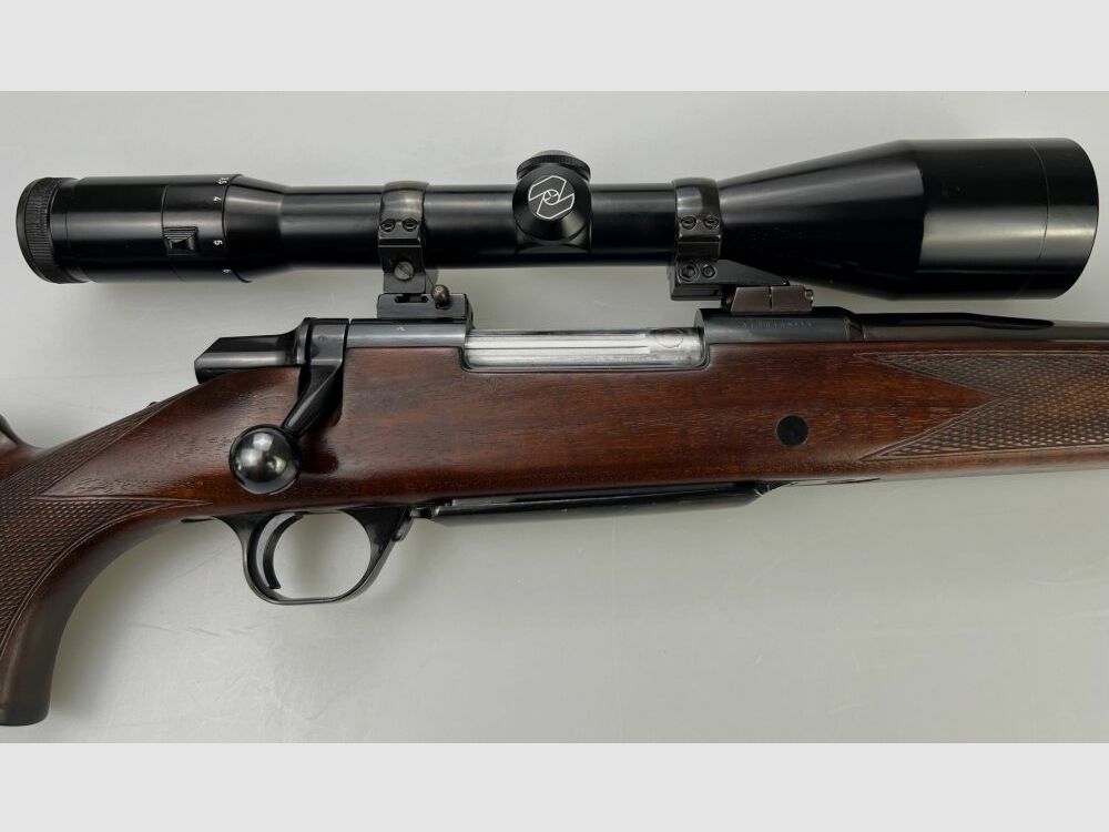 Browning Repetierbüchse