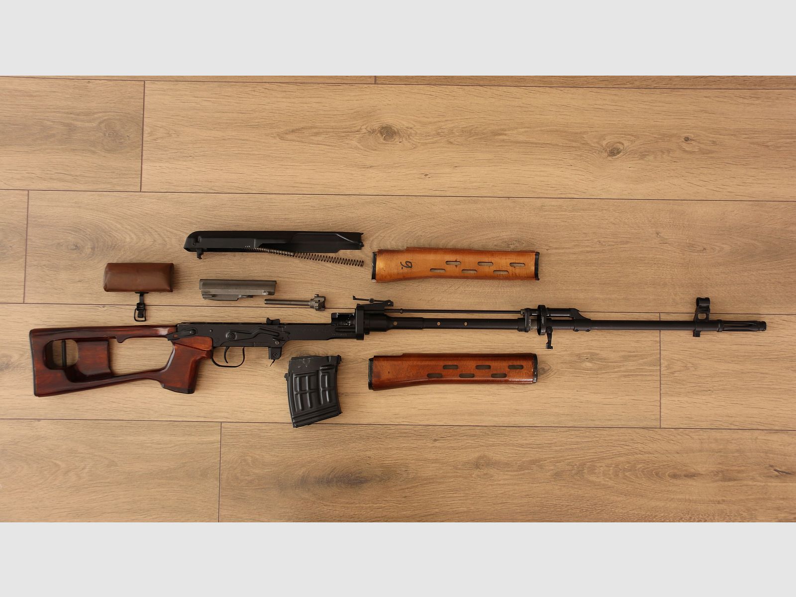 Dekowaffe SVD Dragunow Scharfschützengewehr 7,62 x 54 mm R