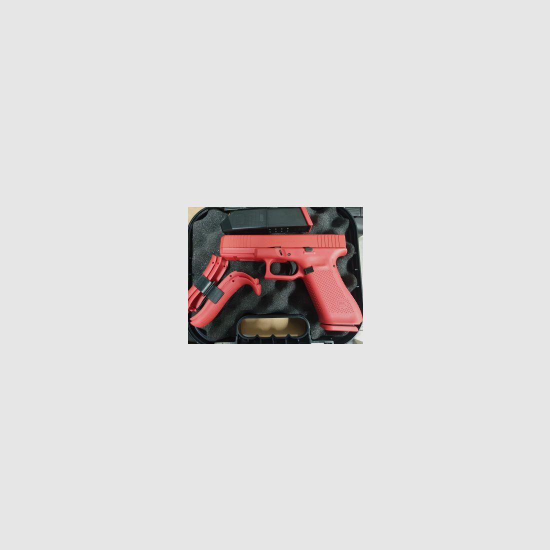 Glock 17 P Gen 5 training pistol red