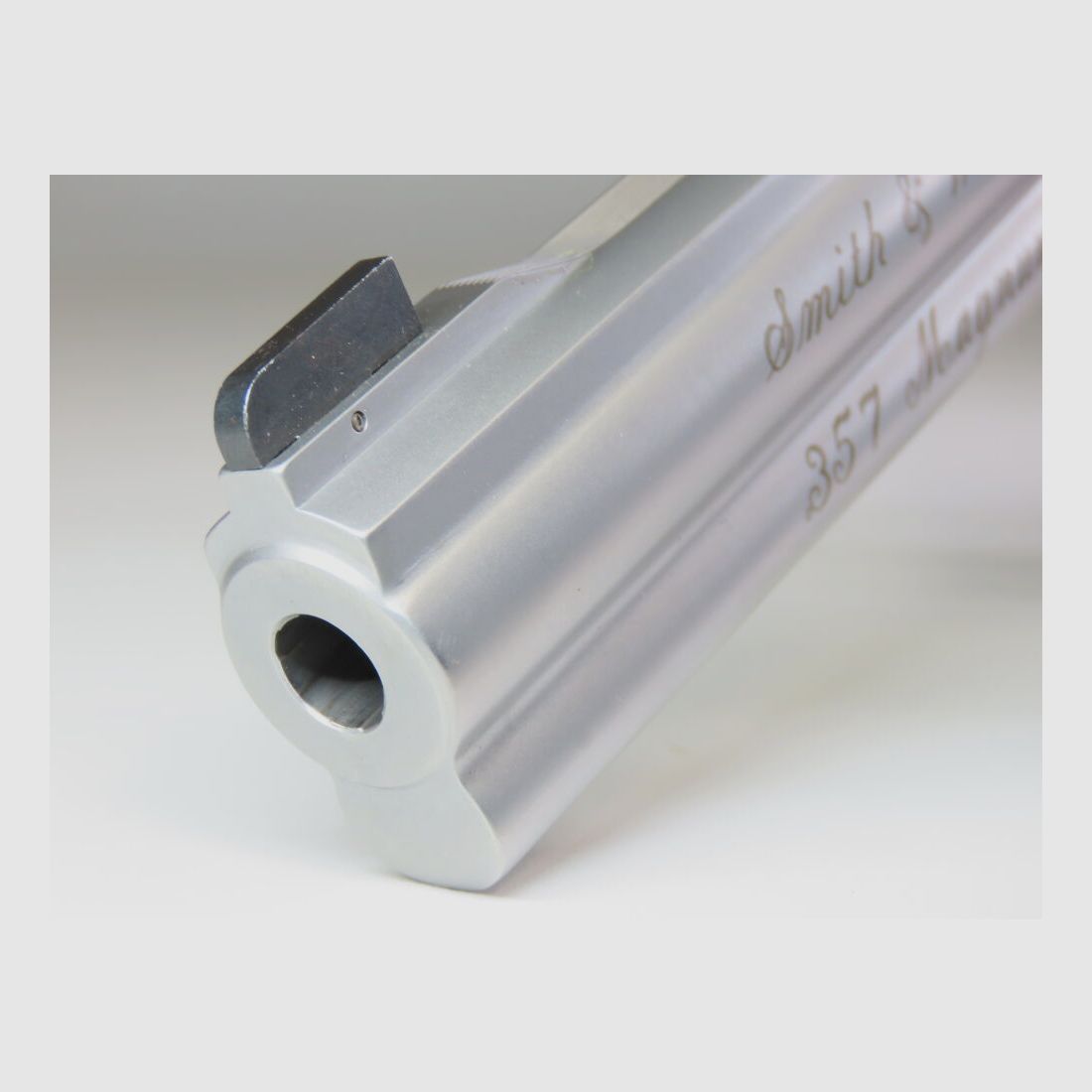 Smith & Wesson 686 Target Champion