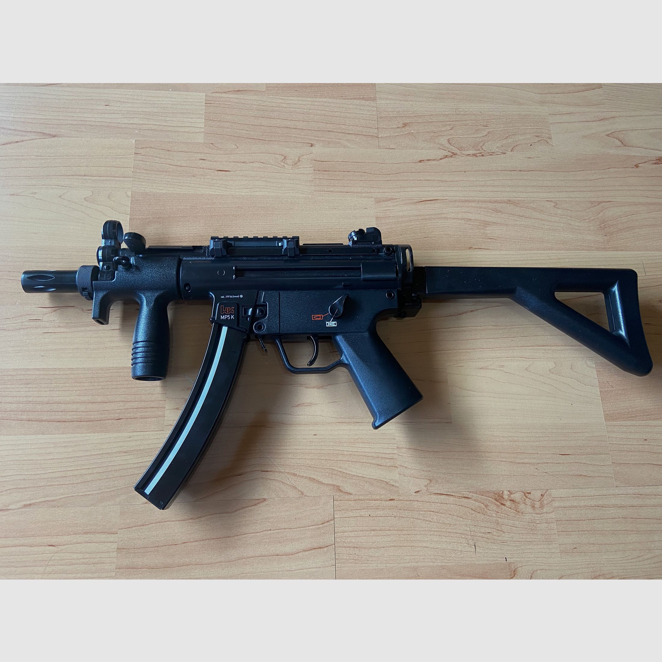 HK USP CO2 Pistole NBB + MP5 K-PDW CO2 GBB 4,5 mm Gebraucht