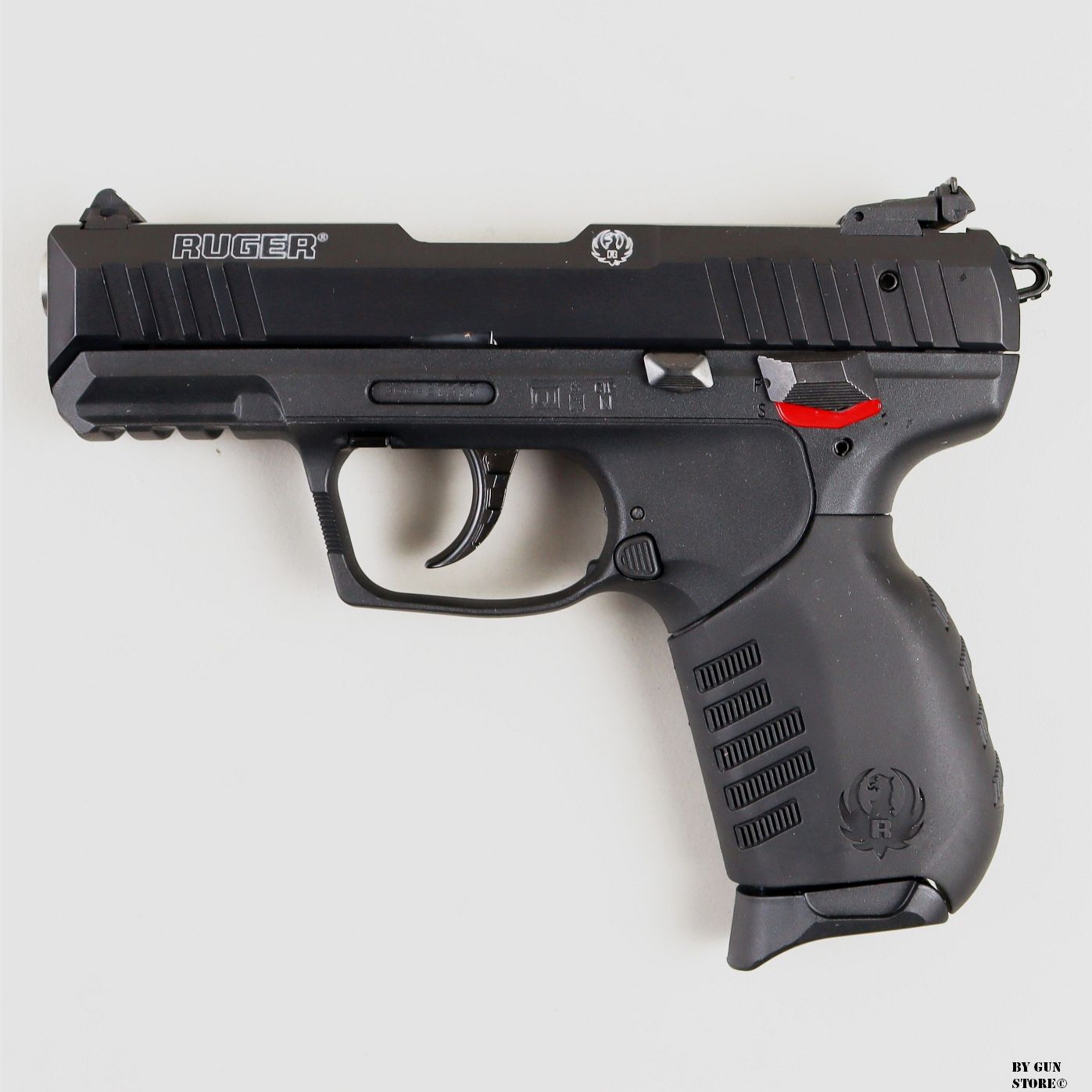 Pistola Ruger mod. SR22 cal. 22 long rifle, imagen 1 de 4