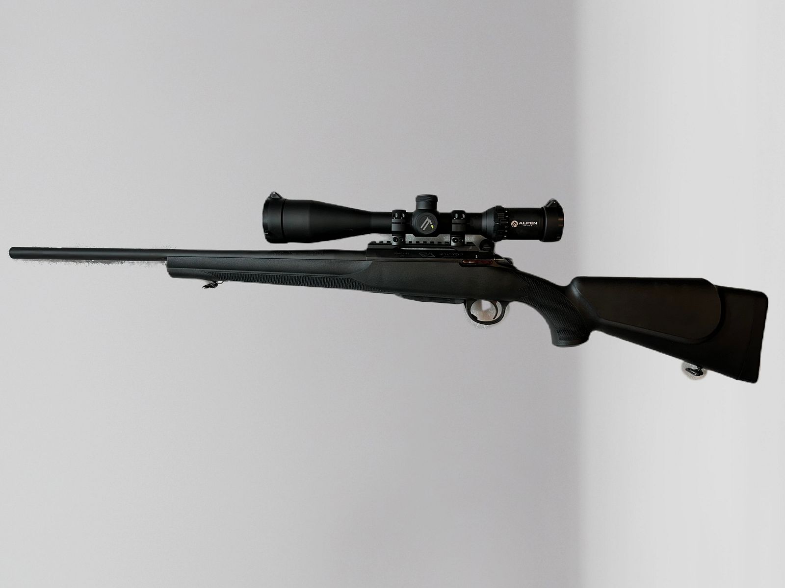 Jagdrepetierbüchse | Revo Arms Hunter .308 Win. mit Alpen Optics Apex XP 2,5–15x50 BDC
