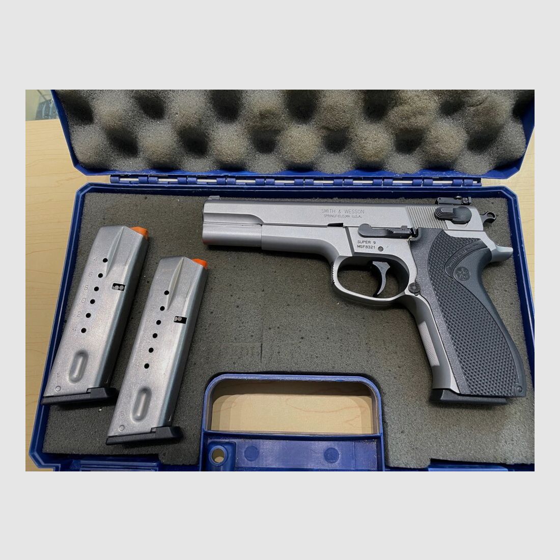 Smith & Wesson Super 9