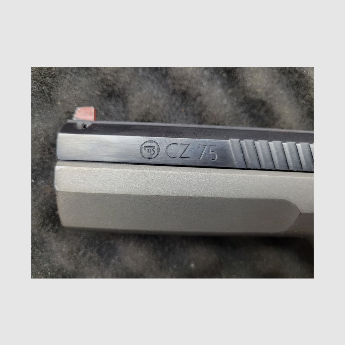 Sehr guter Pistol CZ75 TS – „IPSC Standard“ – Kaliber 40S&W – 4 Magazine (vier!) mit 16 Schuss – Gürtelholster – Waffenkoffer – Anleitung – TBE+, Bild 12 von 17