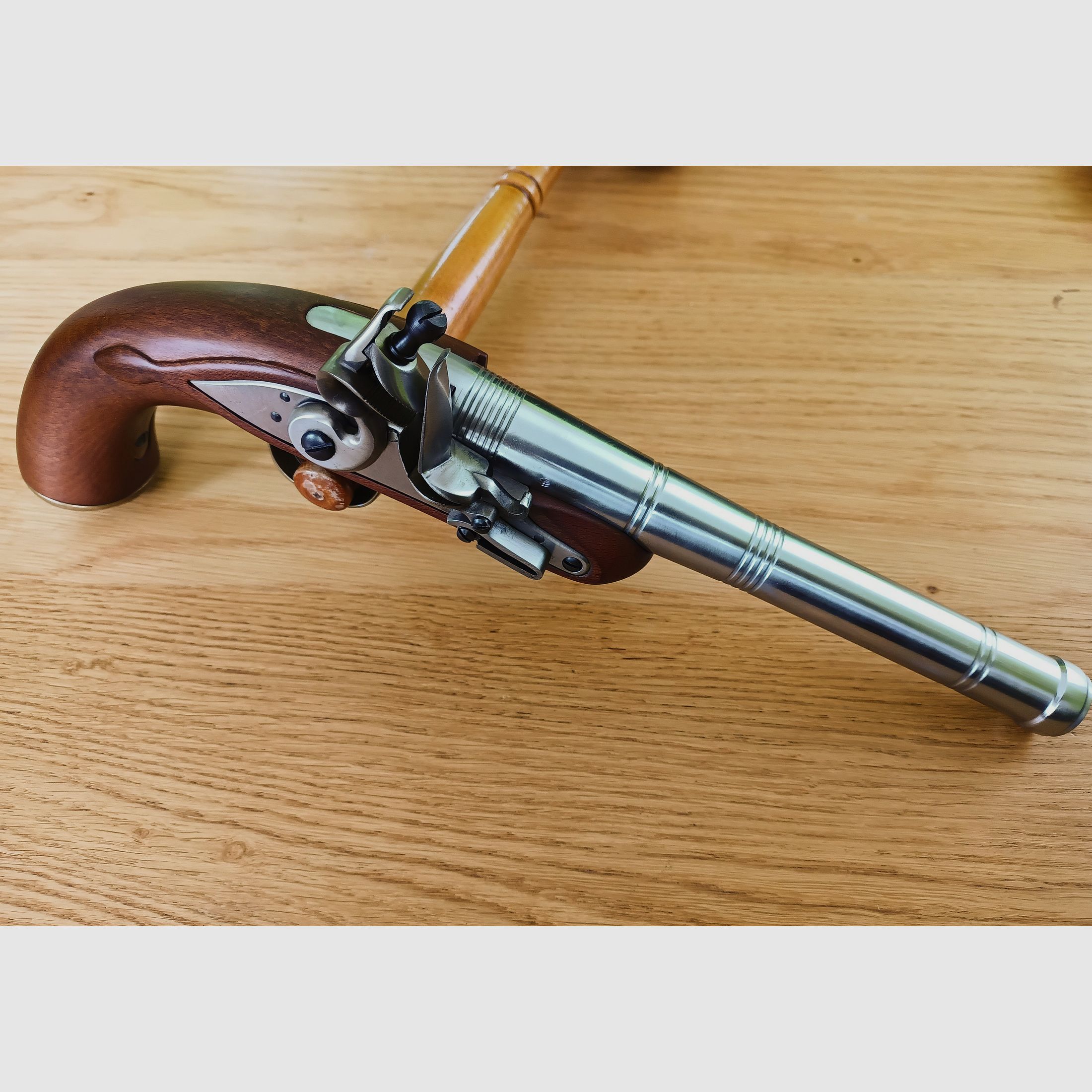 Pistolet à silex Queen Anne de Davide Pedersoli