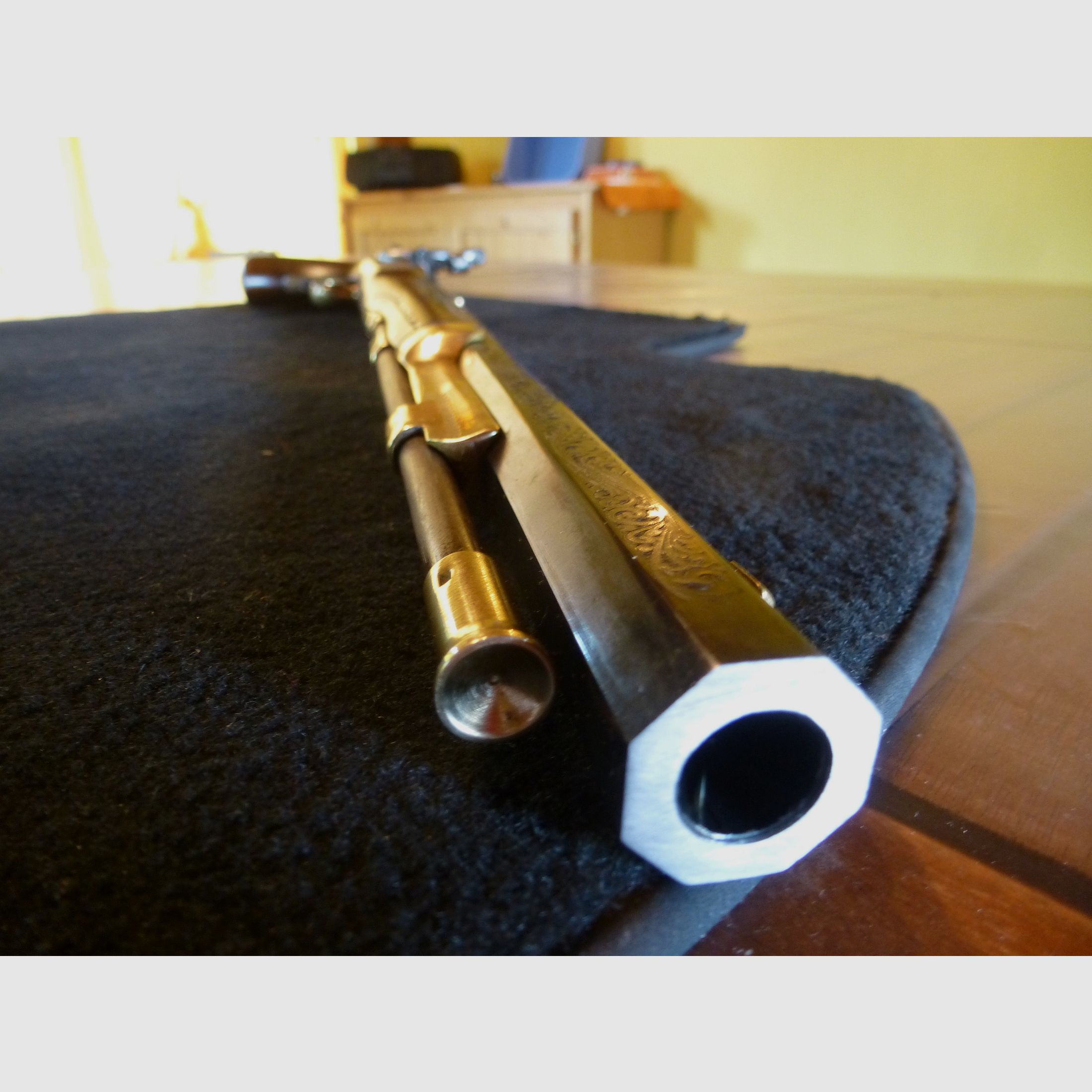 Bounty percussion pistol - Petersoli replica