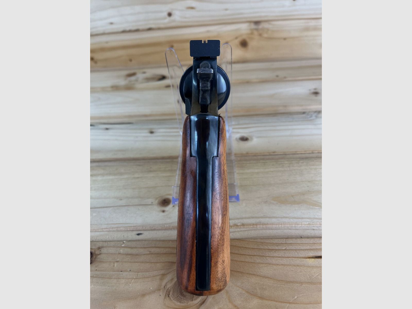 Taurus - Brasil, KK - Revolver .22lr, 6" Lauflänge, Holzgriffschalen .22lr