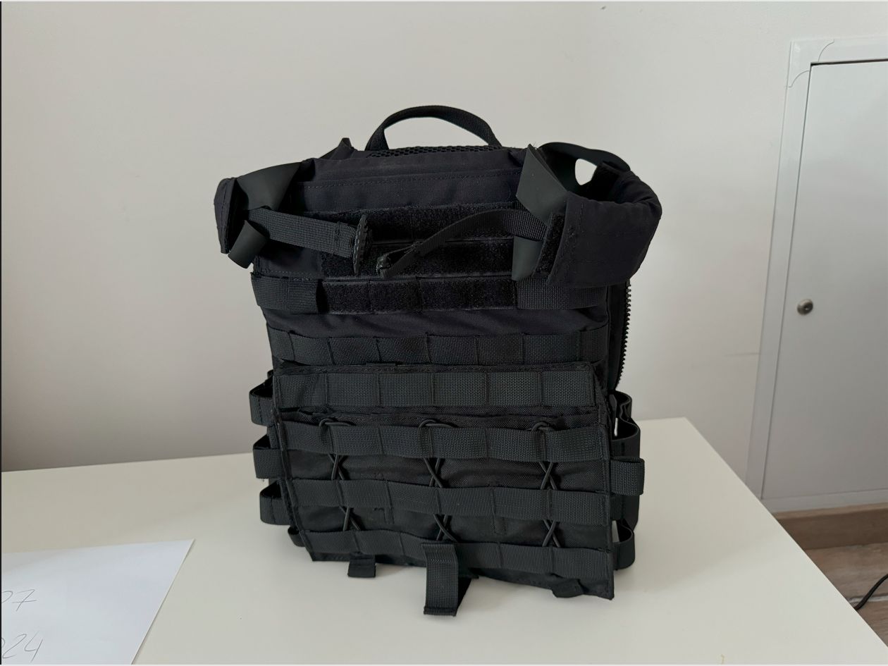 Tactical Vest RUSH 2.0 + Dummy Platten + Magpouch - Schwarz