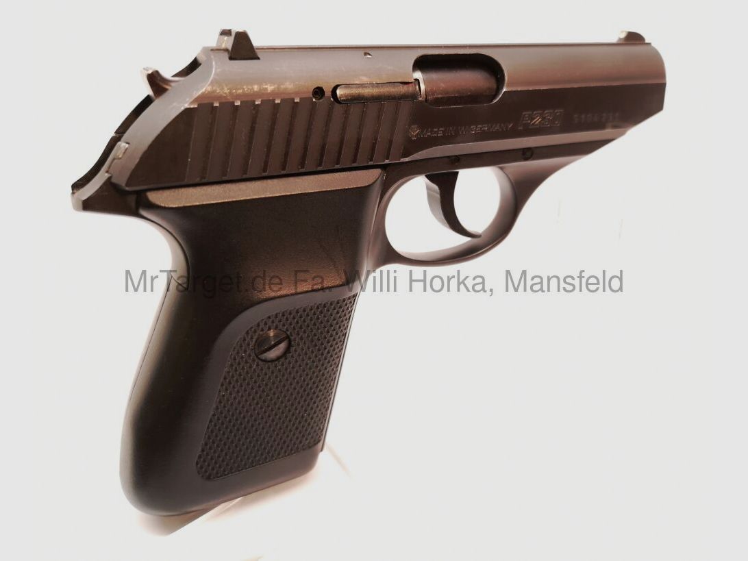 SIG Sauer P230, image 6 sur 10