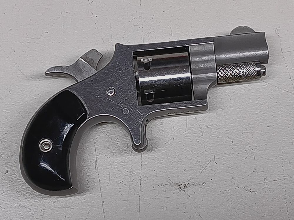 North American Arms Corp. Newbury Park , California Model NAA 22-S