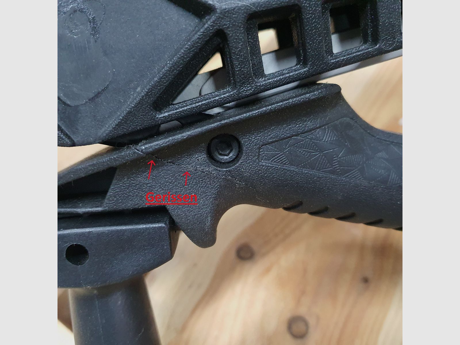 Taktische Repetierarmbrust Cobra Adder, 130 lbs, 7 Schuss Magazin und viel Zubehör.