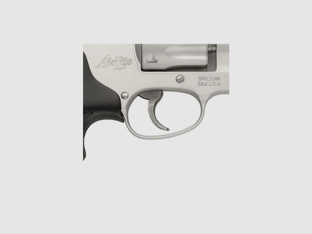 Revolver S&W 317 Kit Gun Cal. 22 LR, immagine 5 di 7