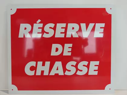 Aluminium bord jachtreservaat