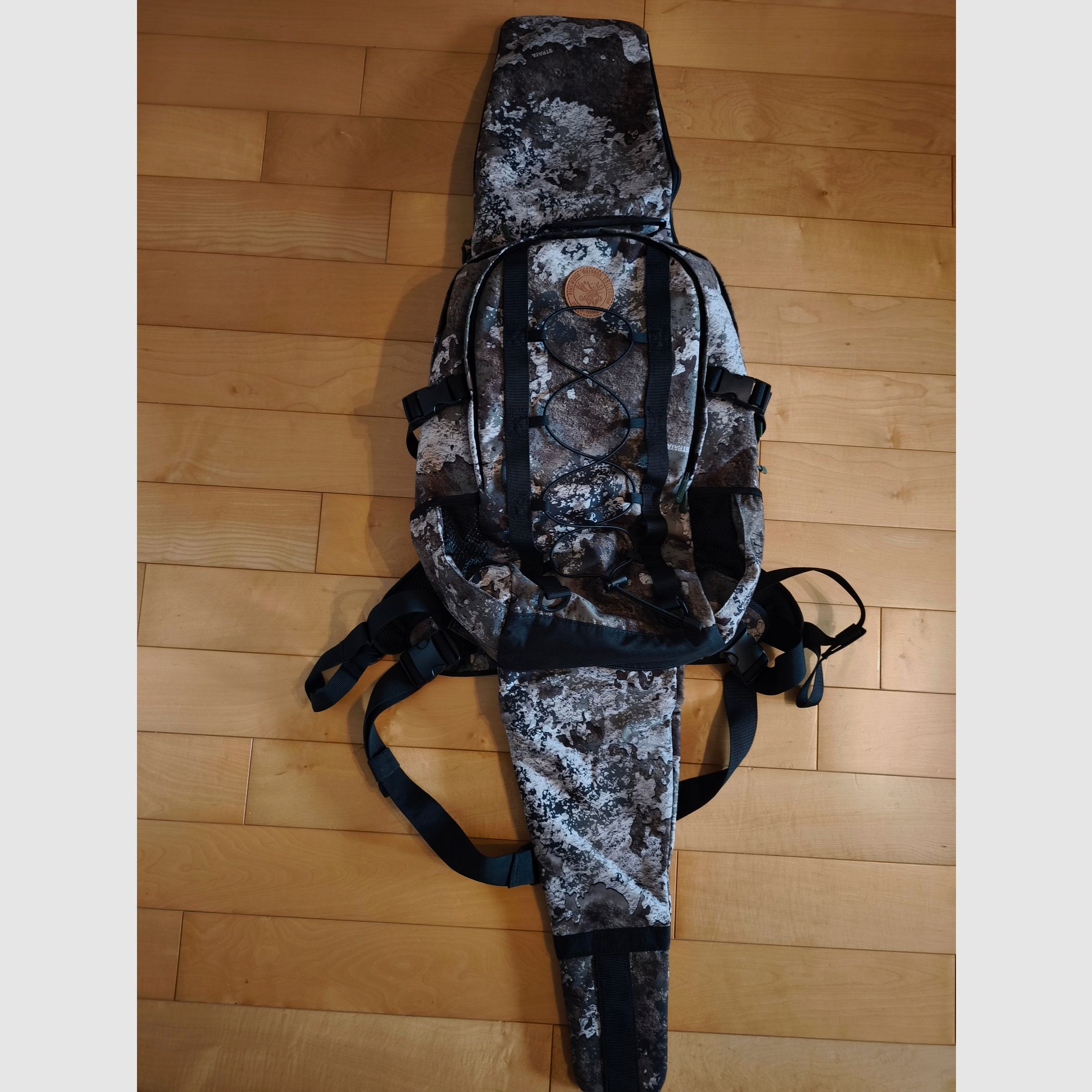 Pinewood Outdoor Camou Rucksack 22 l (Strata Camouflage) - Jagdrucksack