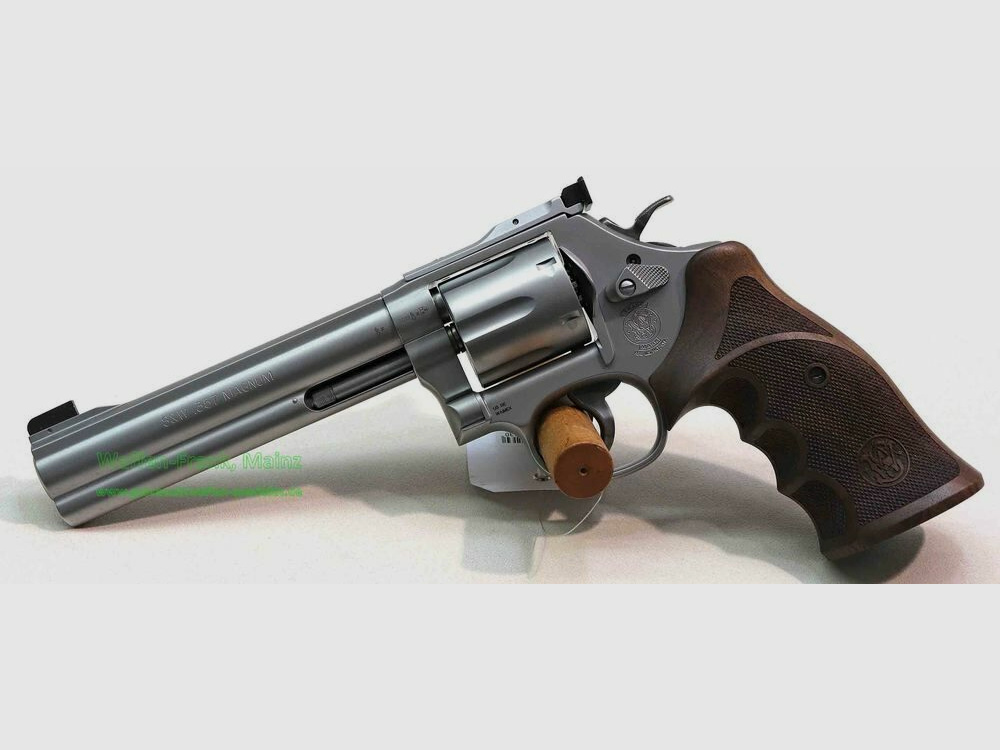 Smith u. Wesson - USA 686-6 Target Champion