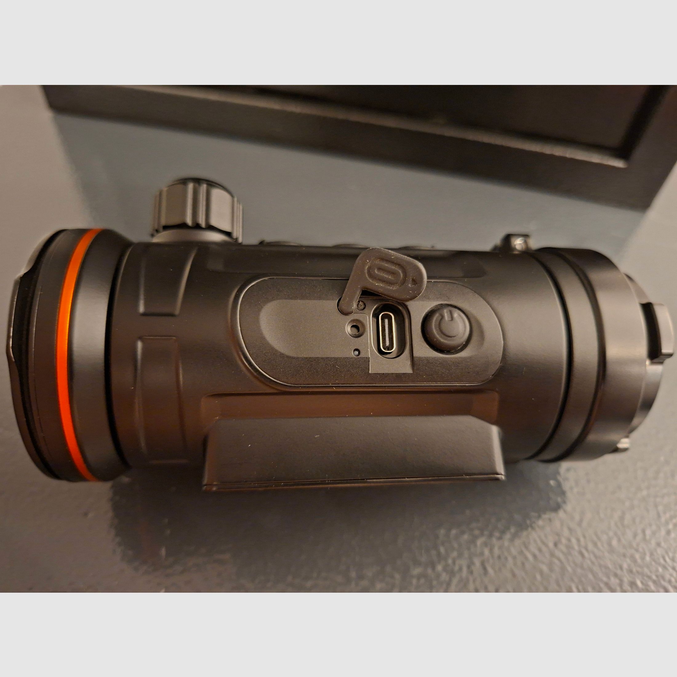 Thermtec Hunt 650 thermal imaging attachment