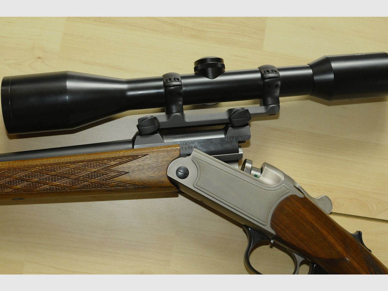 Blaser K95    7x57R