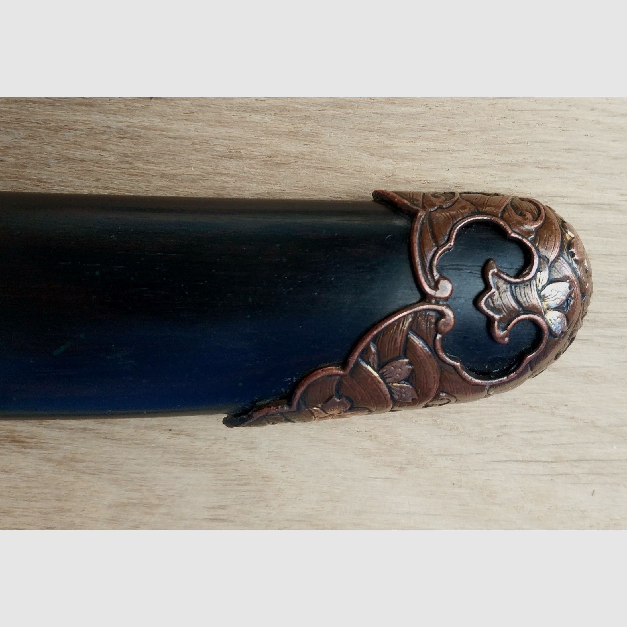 Honsanmai Tanto, handpoliert, Heft und Scheide aus Ebenholz