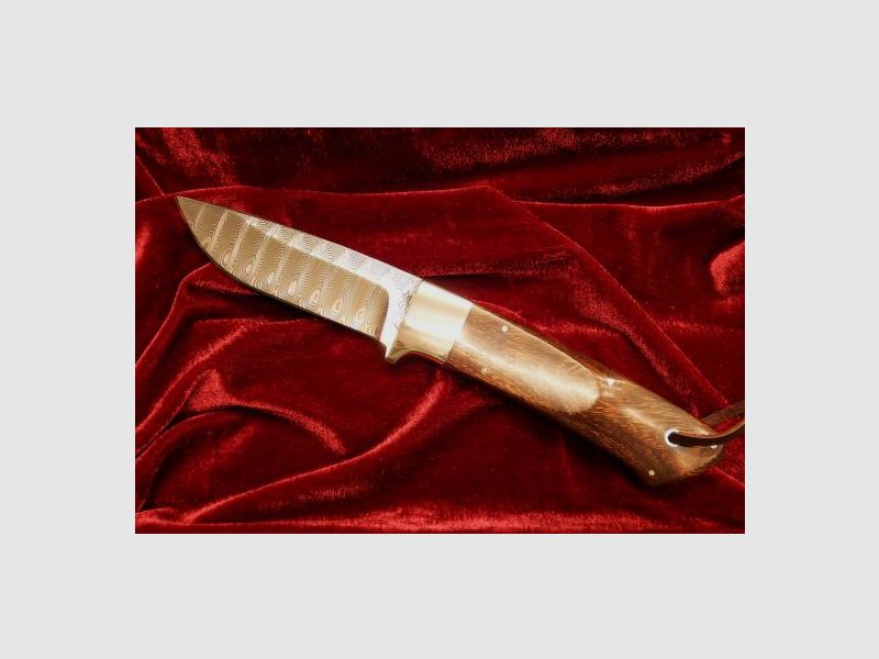 DNC St. Hubertus Ironwood Jagdmesser Damast