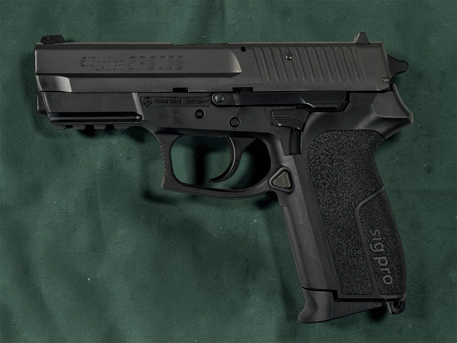 SIG Sauer P2022 Kal. 9mm Luger