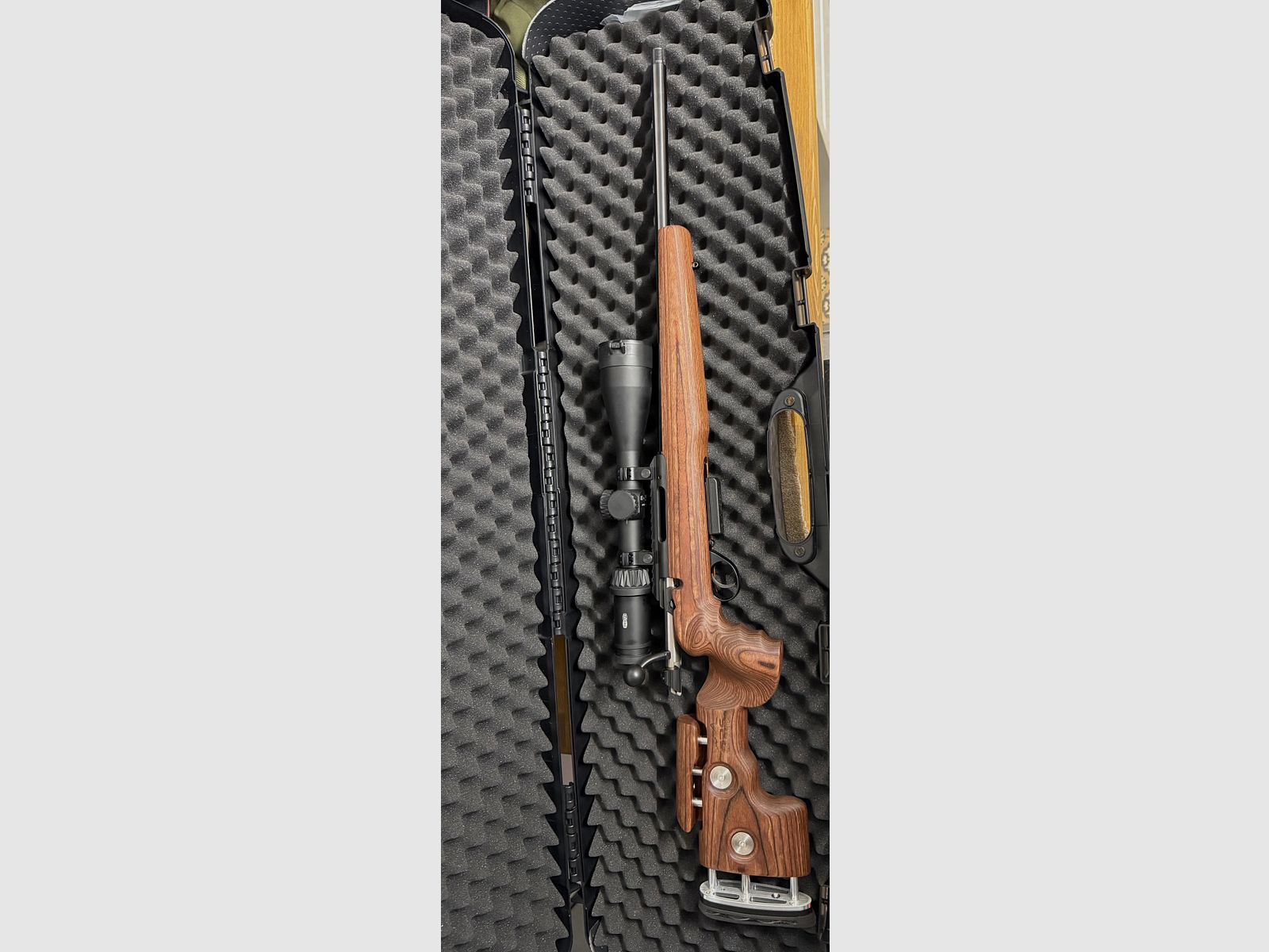 Anschütz 1771 GRS Sporter, kal. .223 z Meopta Optika6 3-18x56