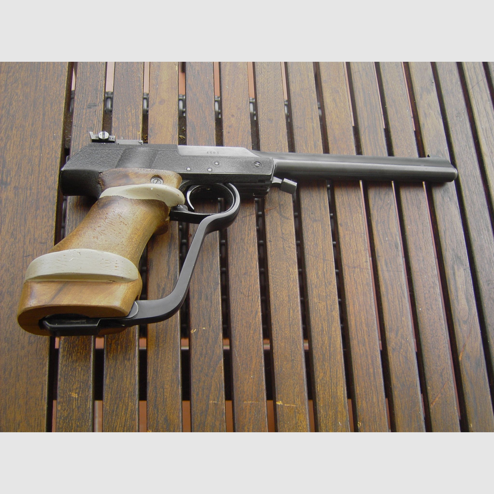 Luftpistole Sportschützen, Carl Walther Mod. 2