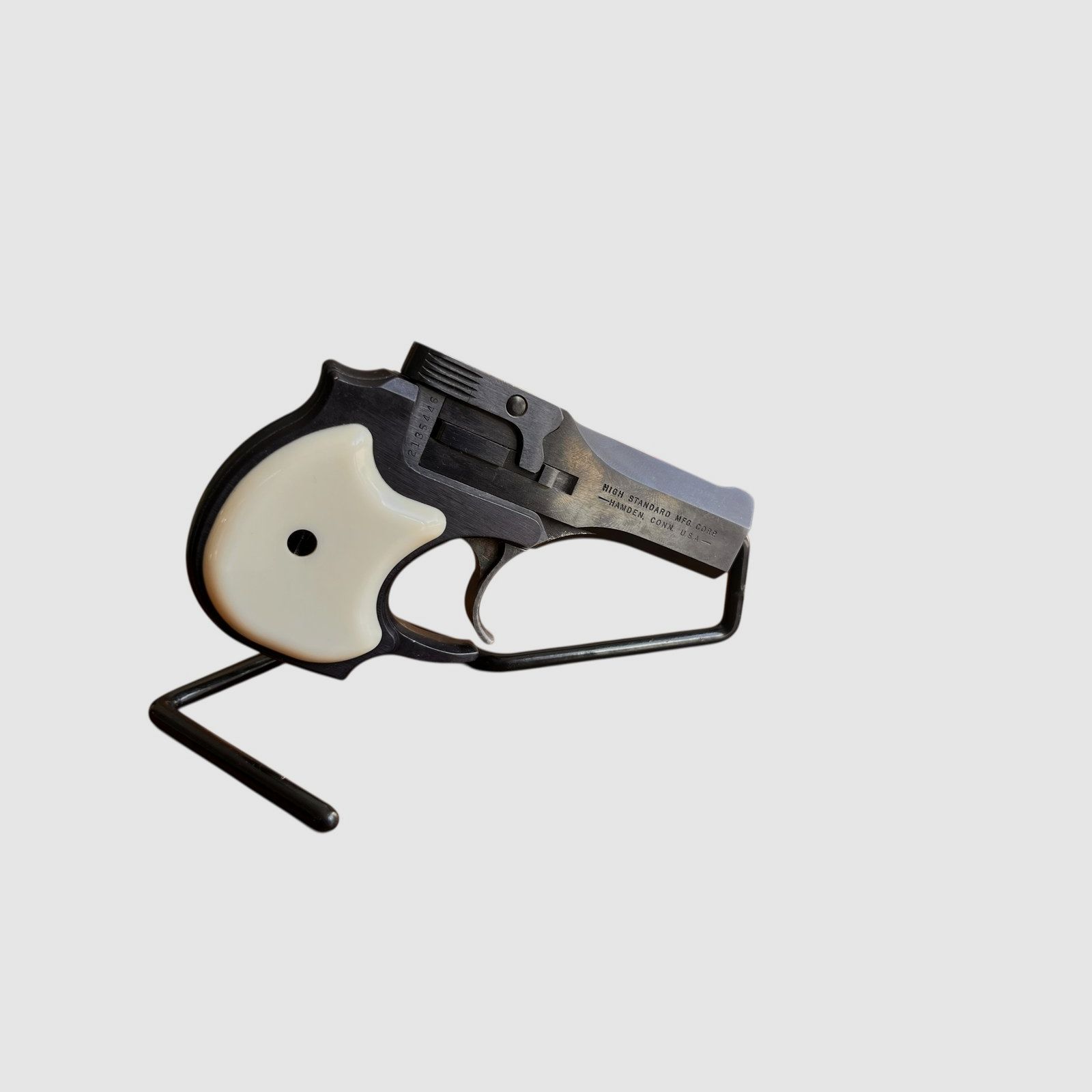Klassischer Derringer High Standard D-101 .22 Mag zum Verkauf, Bild 3 von 8